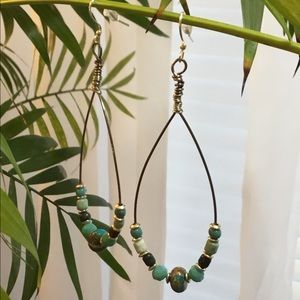 Oval Wire Hoop Earrings